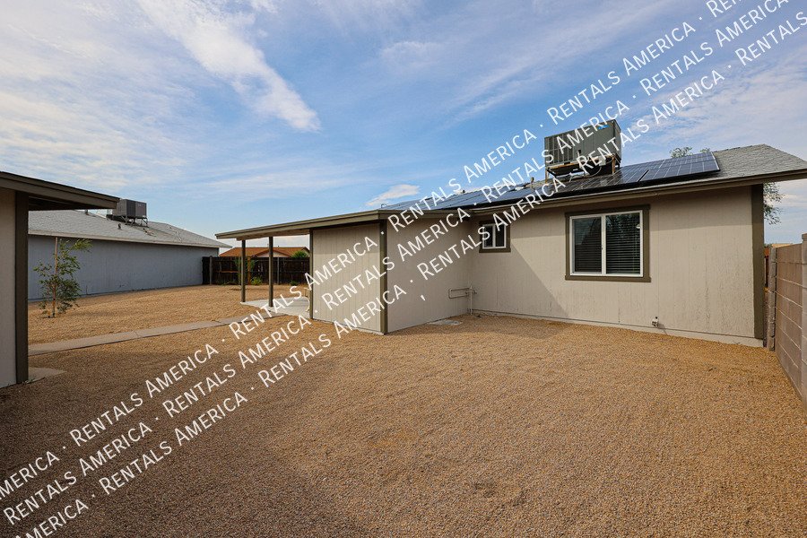 Charming 3 bedroom home in Glendale! property image