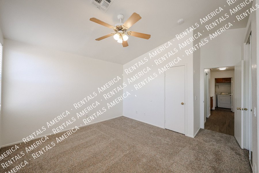 Lovely 3 BD, 2 BA Corner Lot Home in Wildflower Ranch in Goodyear! property image