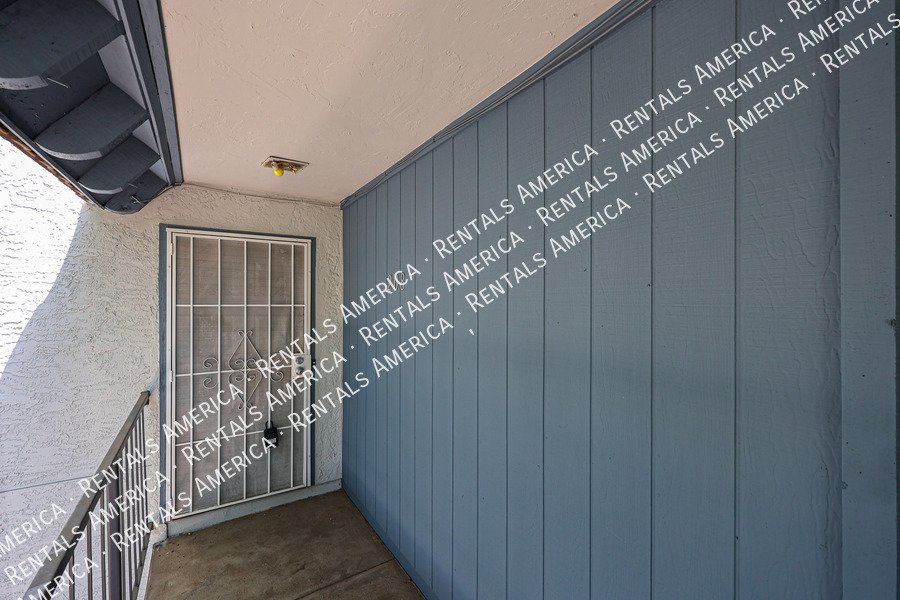 Updated Condo in Maryland Manor- $300 off Move-in by 6/30 property image