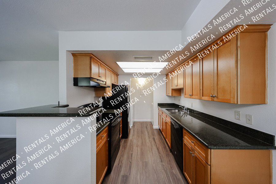 Updated Condo in Maryland Manor- $300 off Move-in by 6/30 property image