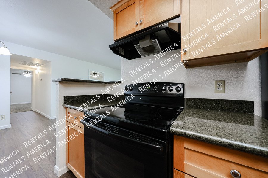 Updated Condo in Maryland Manor- $300 off Move-in by 6/30 property image