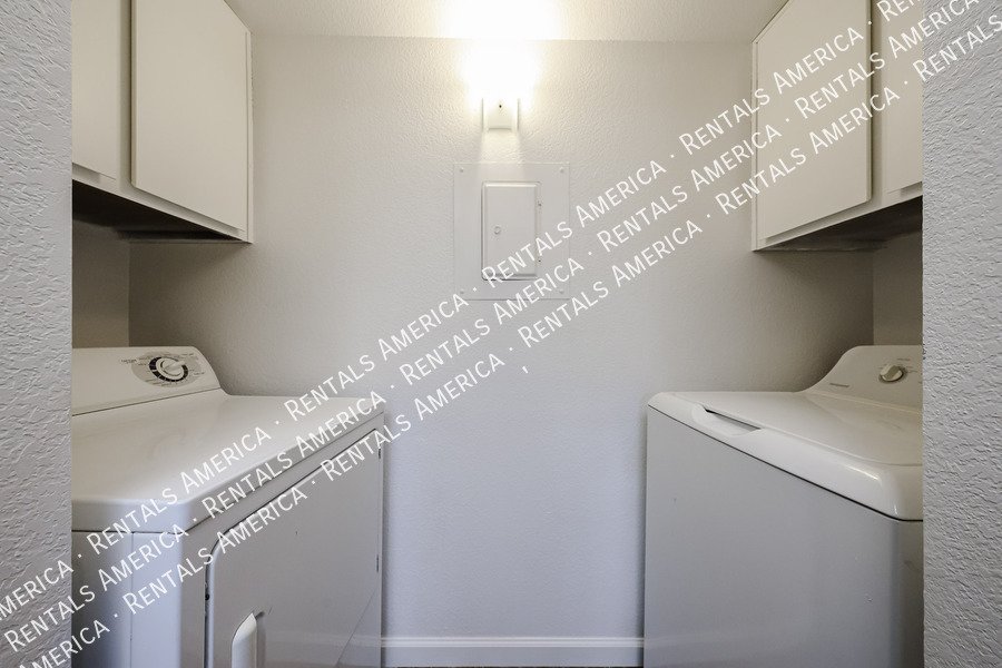 Updated Condo in Maryland Manor- $300 off Move-in by 6/30 property image