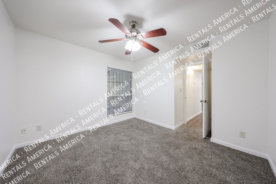Updated Condo in Maryland Manor- $300 off Move-in by 6/30 property image