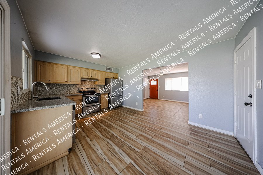 Cute and Cozy 2bedroom on Large Backyard!! Coming Soon!! property image