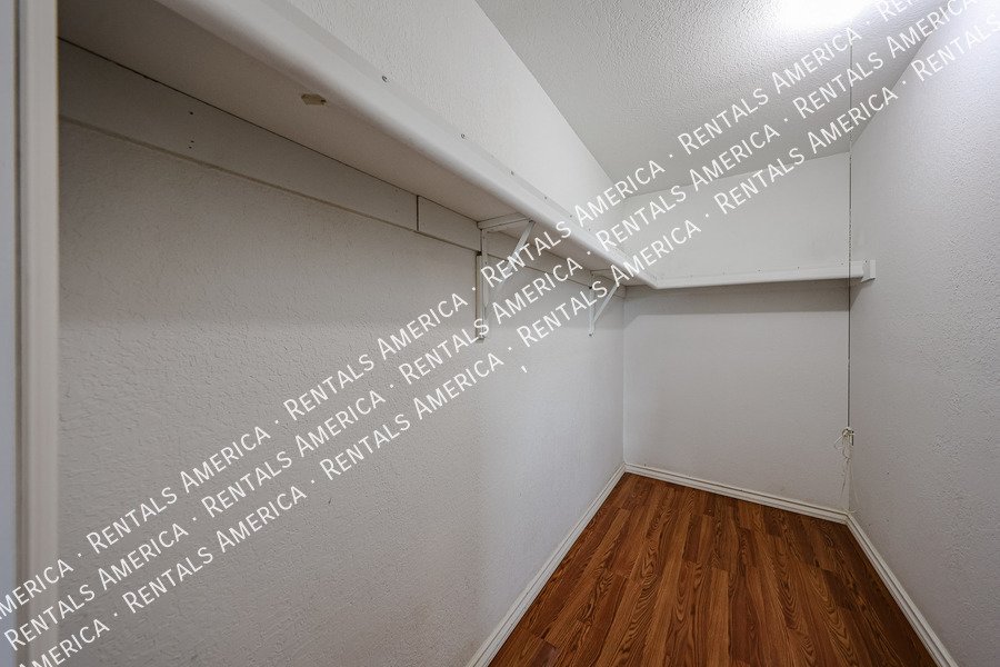 Cute and Cozy 2bedroom on Large Backyard!! Coming Soon!! property image