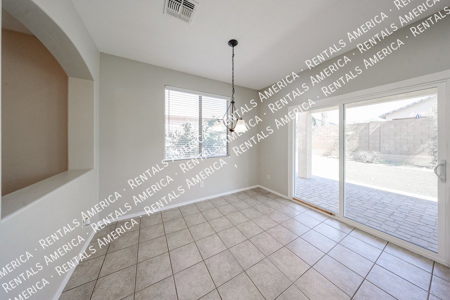 Charming 3 bed / 2 bath - Turf Backyard  property image