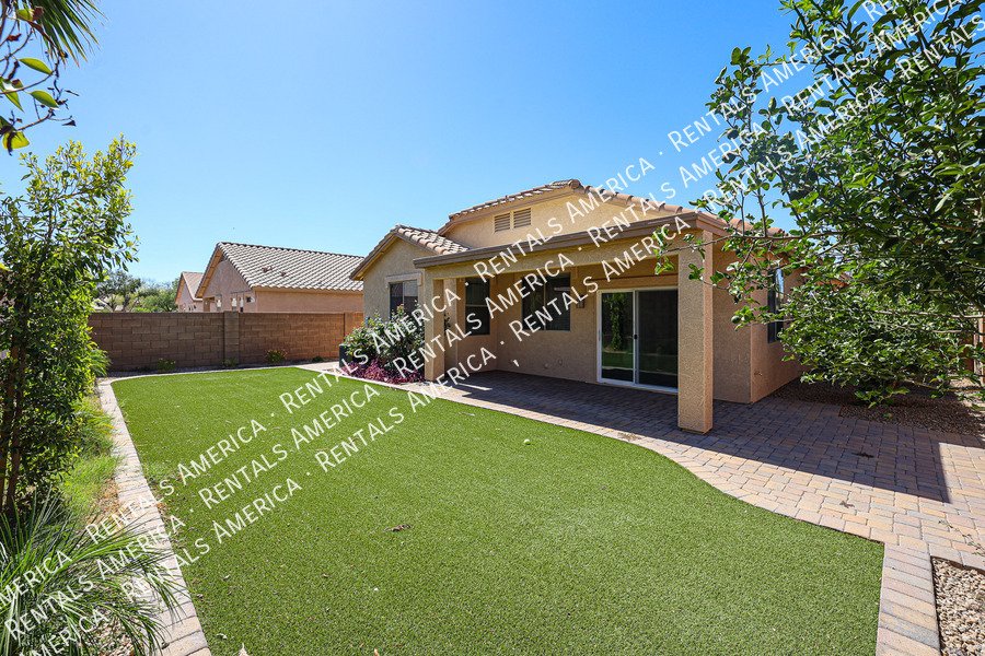 Charming 3 bed / 2 bath - Turf Backyard  property image