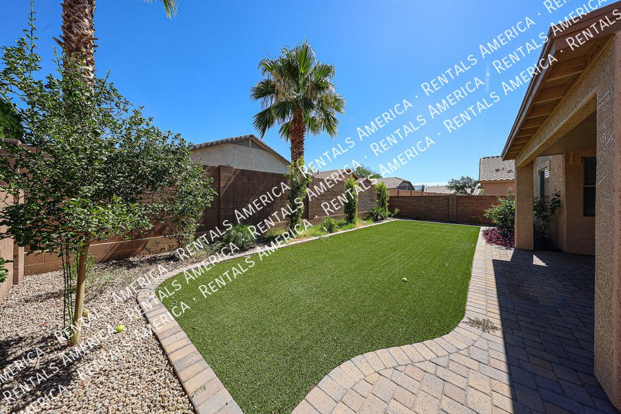 Charming 3 bed / 2 bath - Turf Backyard  property image