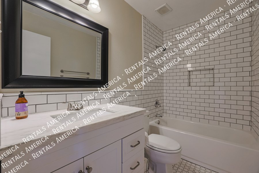 4bed/3 bath w/Basement. Pool and Landscaping included. property image