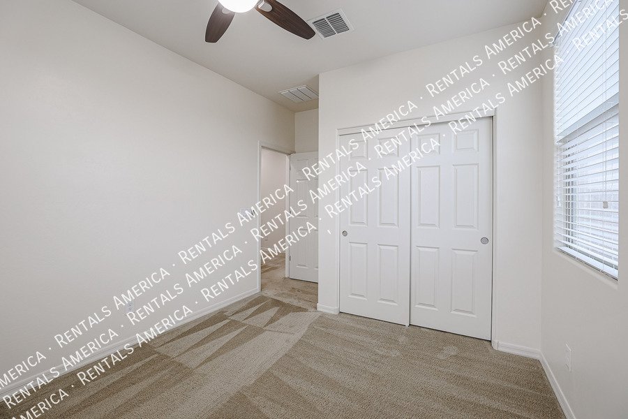 Available Now! Beautiful 5BD 3.5BA w/ Loft located in Peoria!!! property image