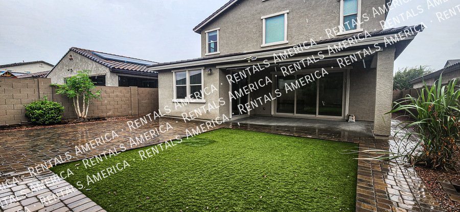 Available Now! Beautiful 5BD 3.5BA w/ Loft located in Peoria!!! property image