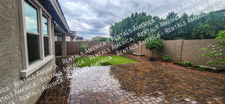 Available Now! Beautiful 5BD 3.5BA w/ Loft located in Peoria!!! property image