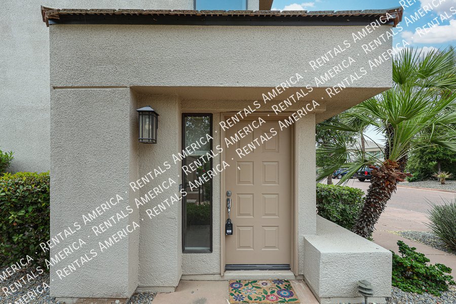 Stunning Scottsdale Condo property image