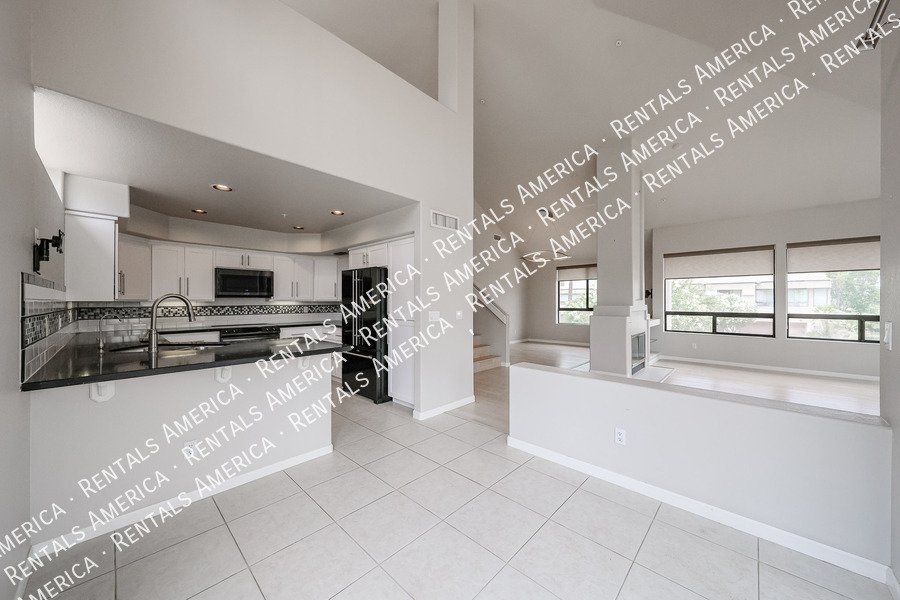 Stunning Scottsdale Condo property image