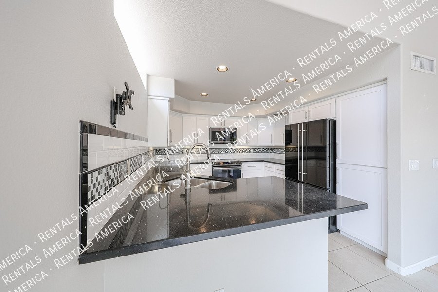 Stunning Scottsdale Condo property image