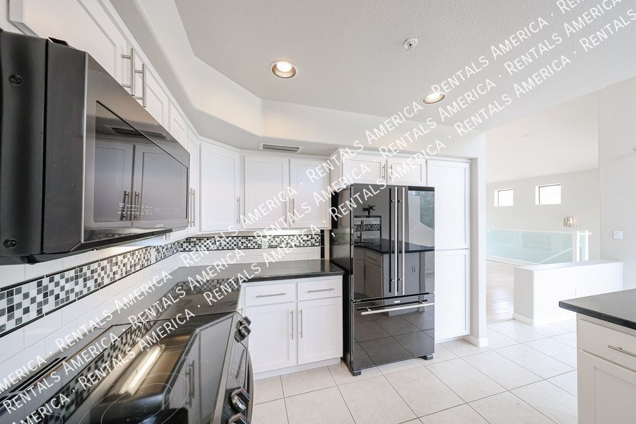 Stunning Scottsdale Condo property image