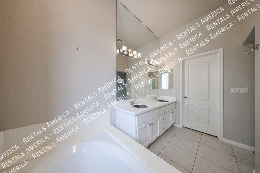 Stunning Scottsdale Condo property image