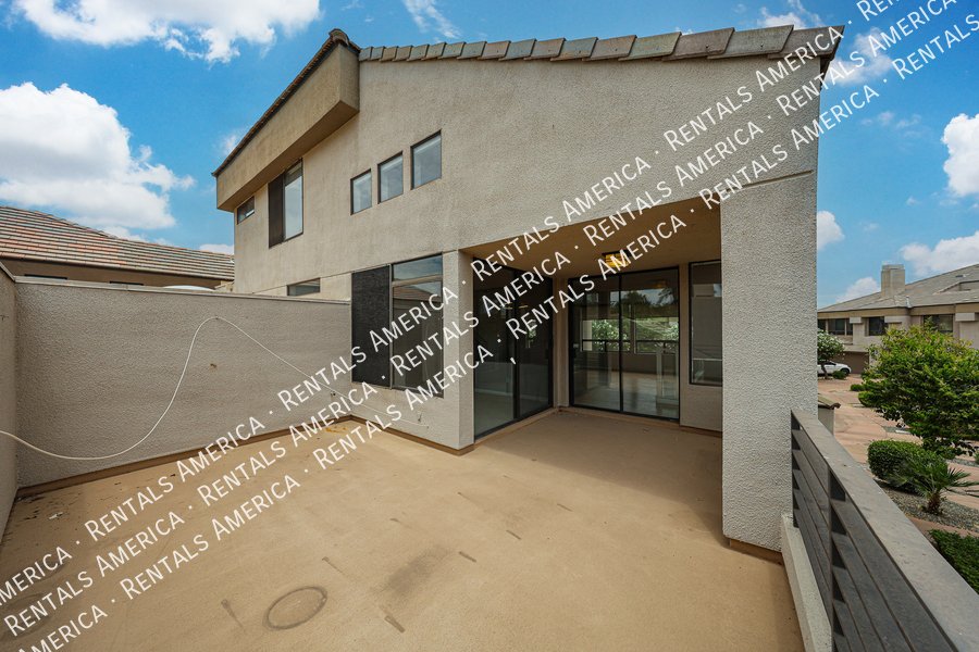 Stunning Scottsdale Condo property image