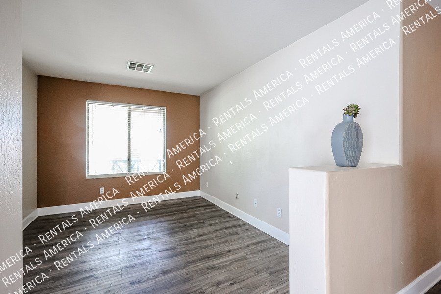 3 Bed 2 Ba Home For Rent property image