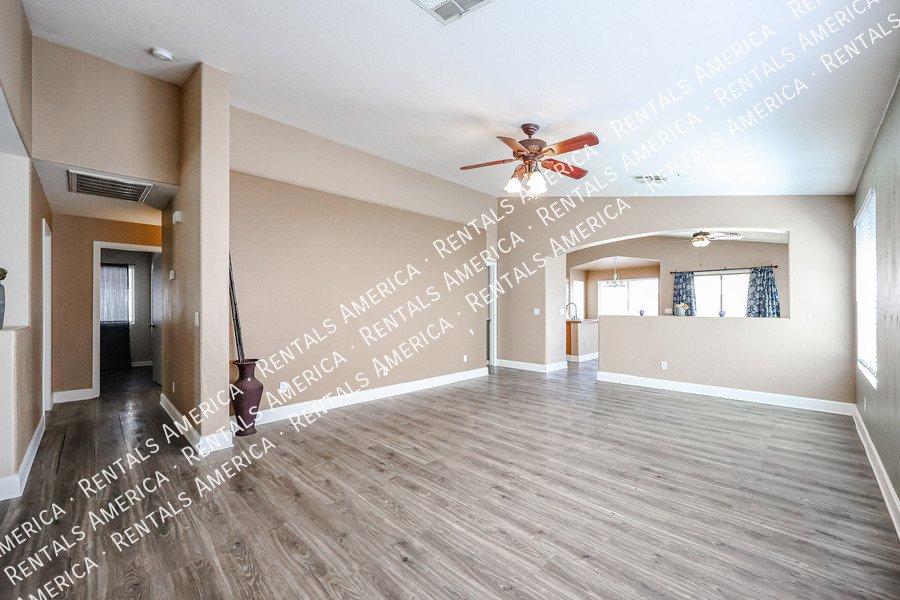 3 Bed 2 Ba Home For Rent property image