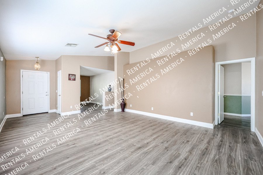 3 Bed 2 Ba Home For Rent property image