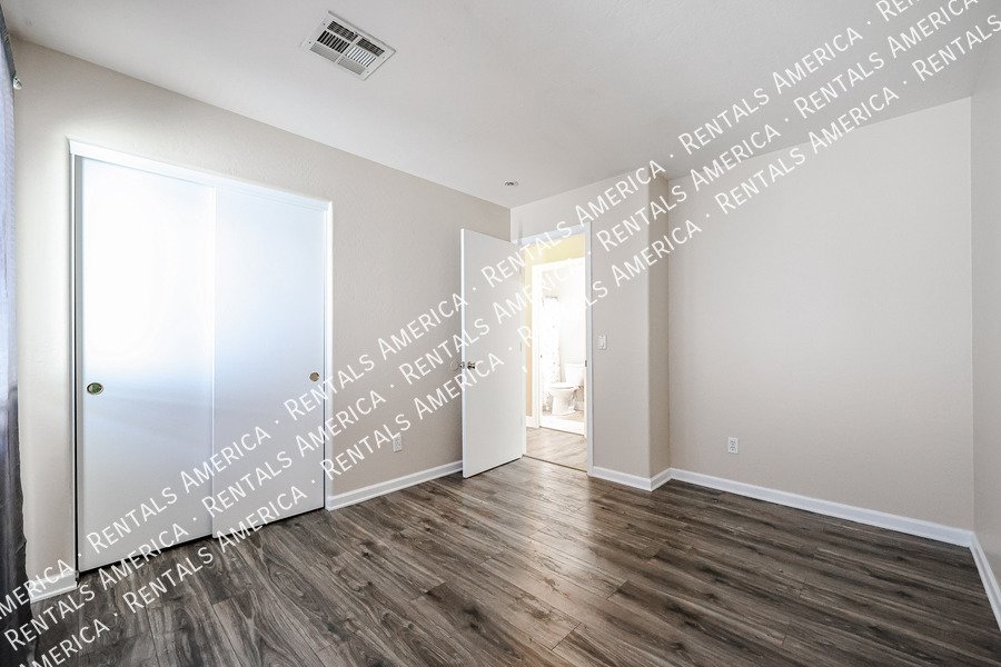 3 Bed 2 Ba Home For Rent property image