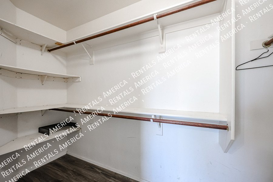 3 Bed 2 Ba Home For Rent property image