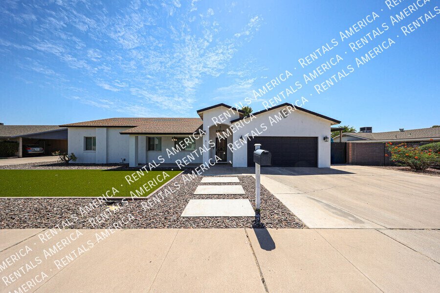 813 N Almond Cir property image