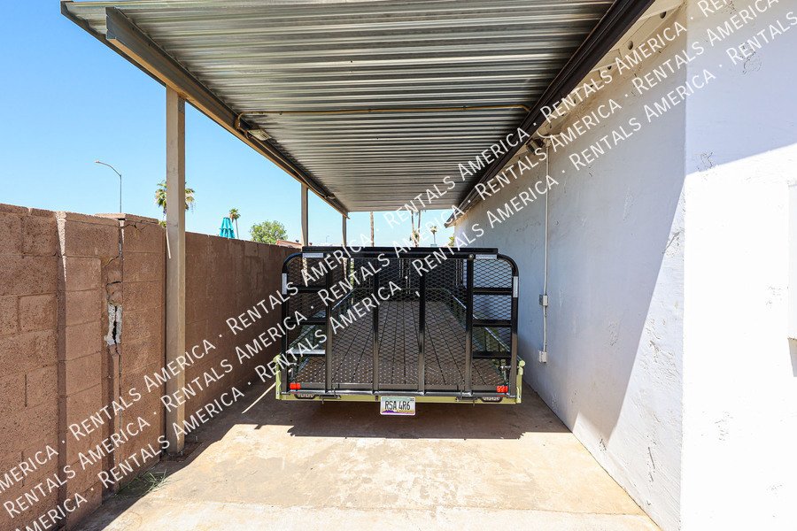 813 N Almond Cir property image