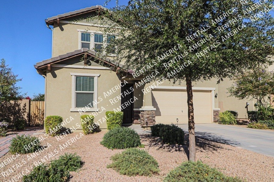 COMING SOON! OCCUPIED!  4BR WITH LOFT IN FIRE ROCK RANCH property image