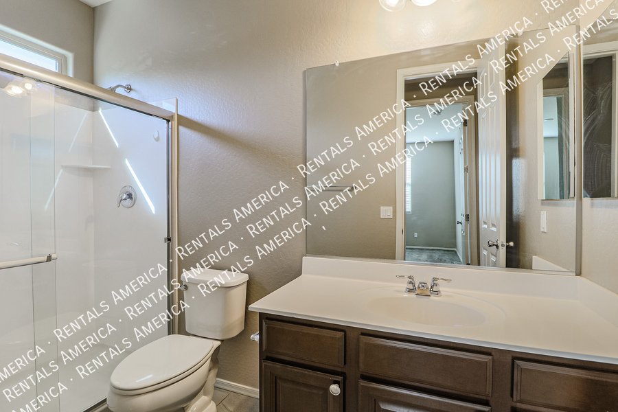 COMING SOON! OCCUPIED!  4BR WITH LOFT IN FIRE ROCK RANCH property image