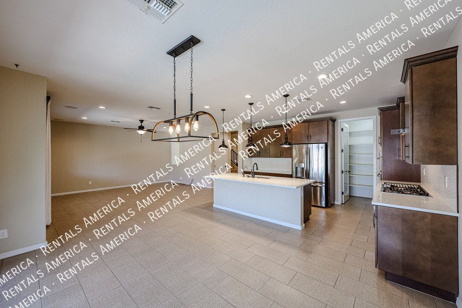 Welcome to this former model 3 bed 3 bath 2 story home. property image