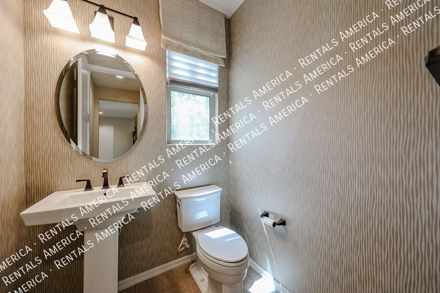 Welcome to this former model 3 bed 3 bath 2 story home. property image