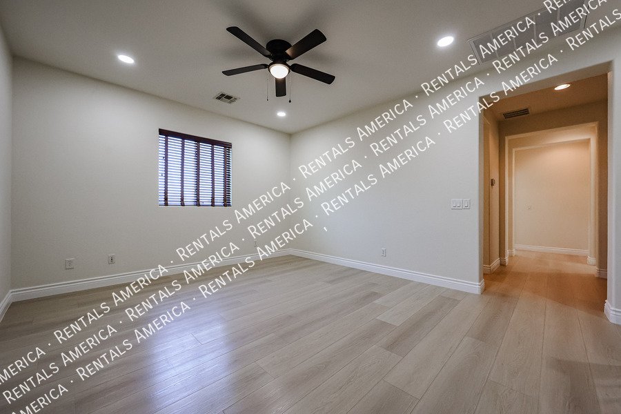 Beautiful 3 Bedroom, 2.5 Bath Two-Story Home in Chandler property image