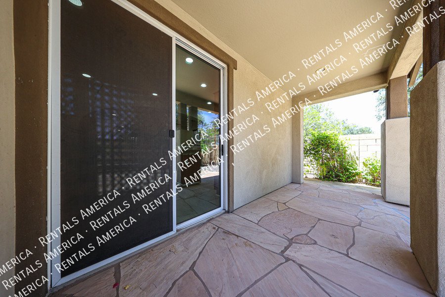 Beautiful 3 Bedroom, 2.5 Bath Two-Story Home in Chandler property image