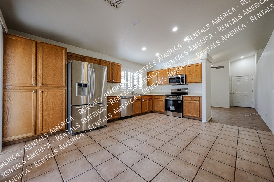 MOVE IN SPECIAL property image