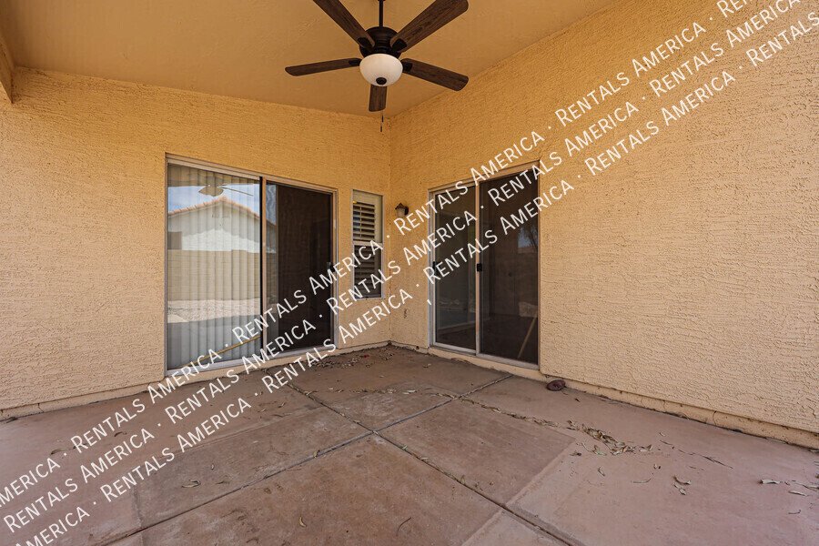 MOVE IN SPECIAL property image