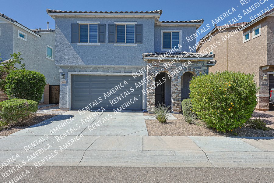 4 bedroom 2.5 bath in Glendale property image