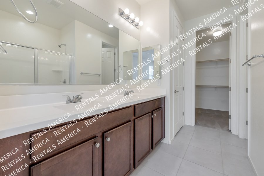 3-bedroom, 2-bathroom home in Retreat at Sycamore Farms property image