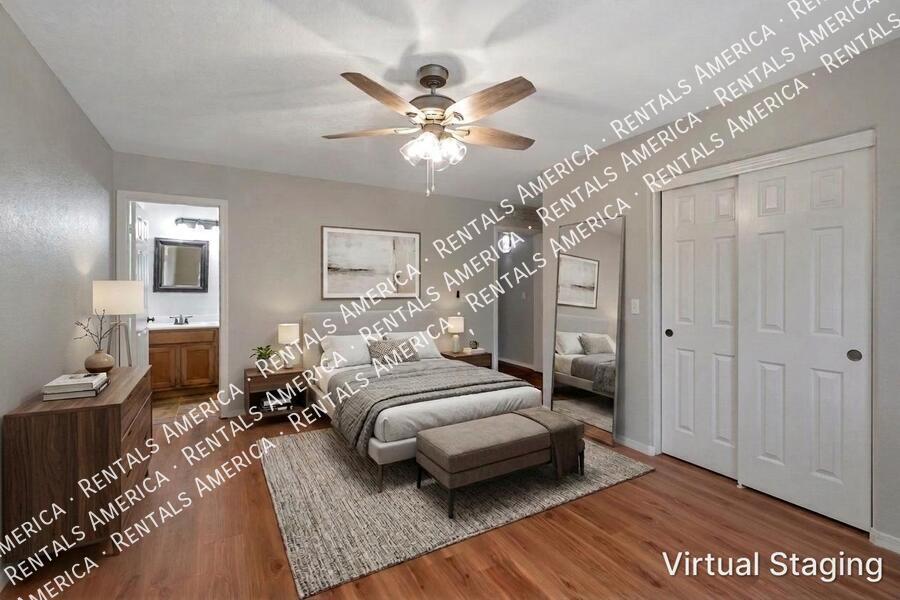 Beautifully Upgraded Open-Concept 3 Bdrm in San Tan Valley! property image