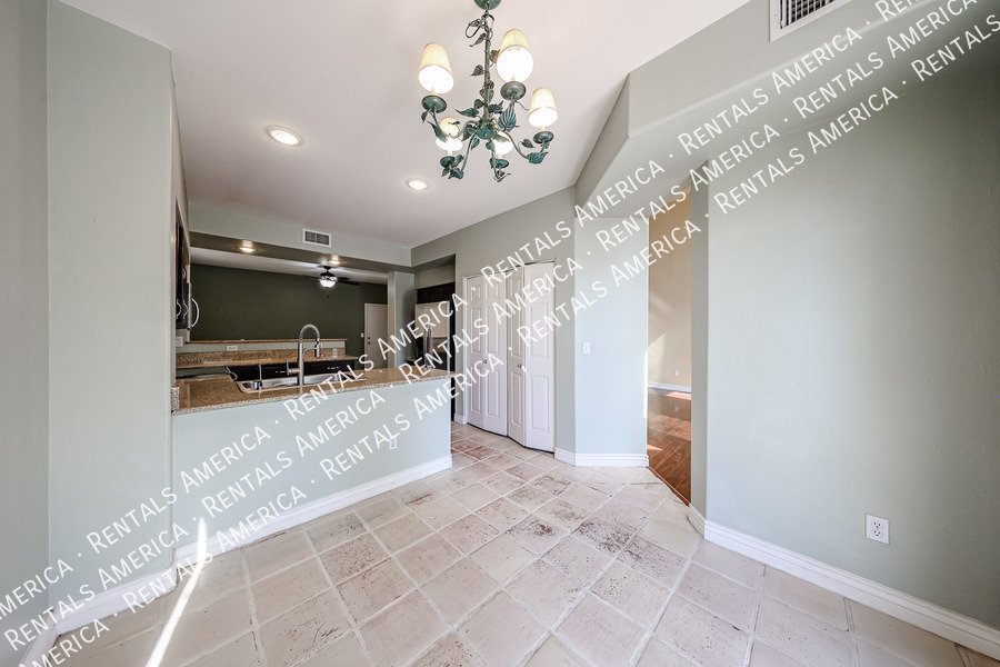 3 bed 2.5 bath in Ahwatukee property image