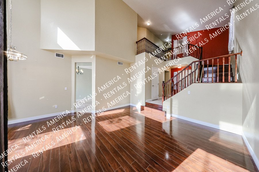 3 bed 2.5 bath in Ahwatukee property image