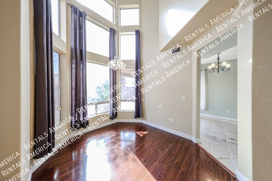 3 bed 2.5 bath in Ahwatukee property image