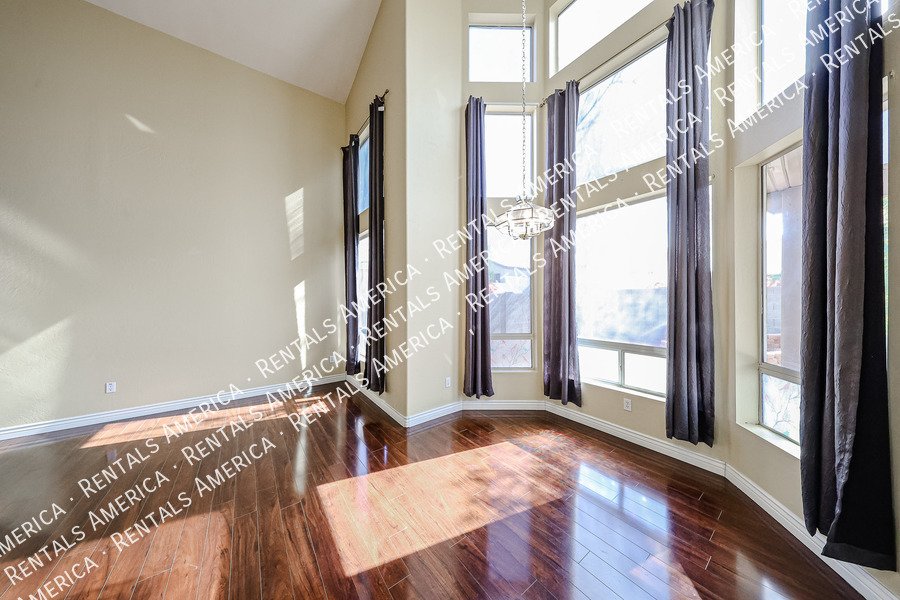 3 bed 2.5 bath in Ahwatukee property image