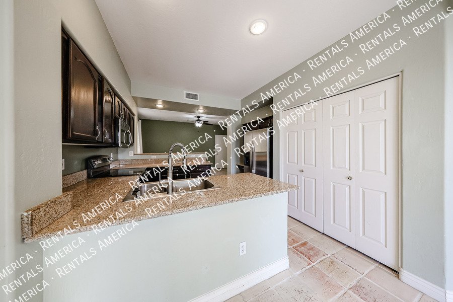 3 bed 2.5 bath in Ahwatukee property image