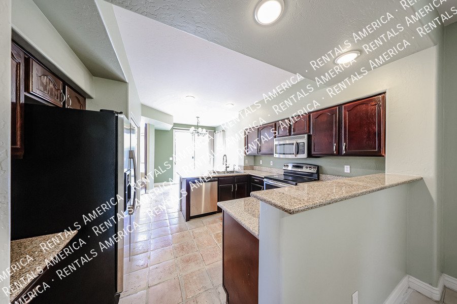 3 bed 2.5 bath in Ahwatukee property image