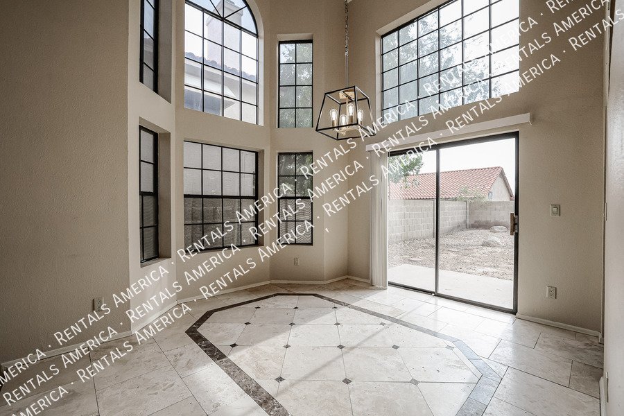 Beautiful Home in Glendale property image