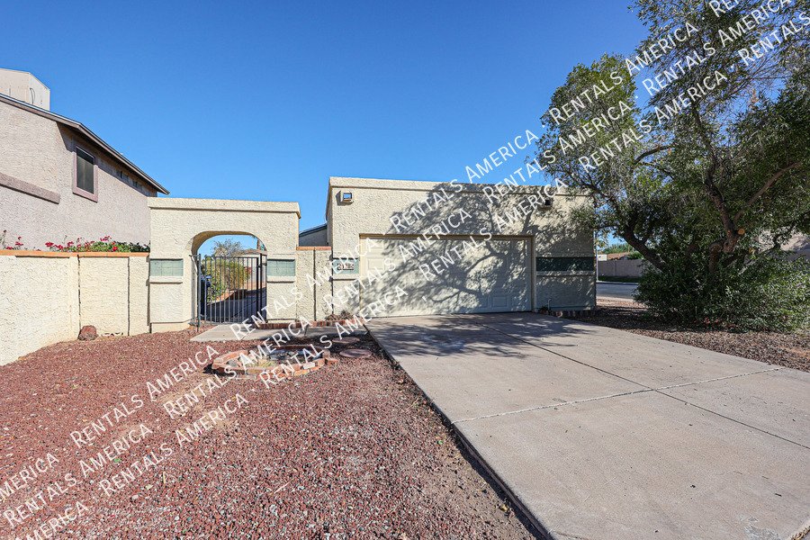 Stunning 3-Bedroom Single-Family Home for Rent ? Move-In Ready! property image