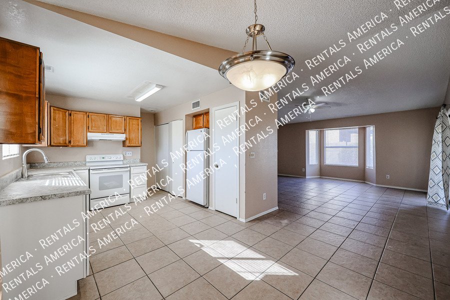 Stunning 3-Bedroom Single-Family Home for Rent ? Move-In Ready! property image