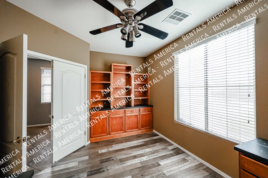Beautiful Corner Lot 4-Bedroom Home! property image